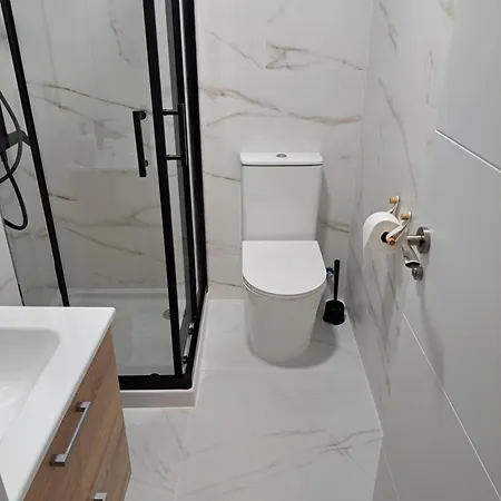 Ferienhaus Spacious In Noelia With Private Pool, Garden & Parking Benalmádena